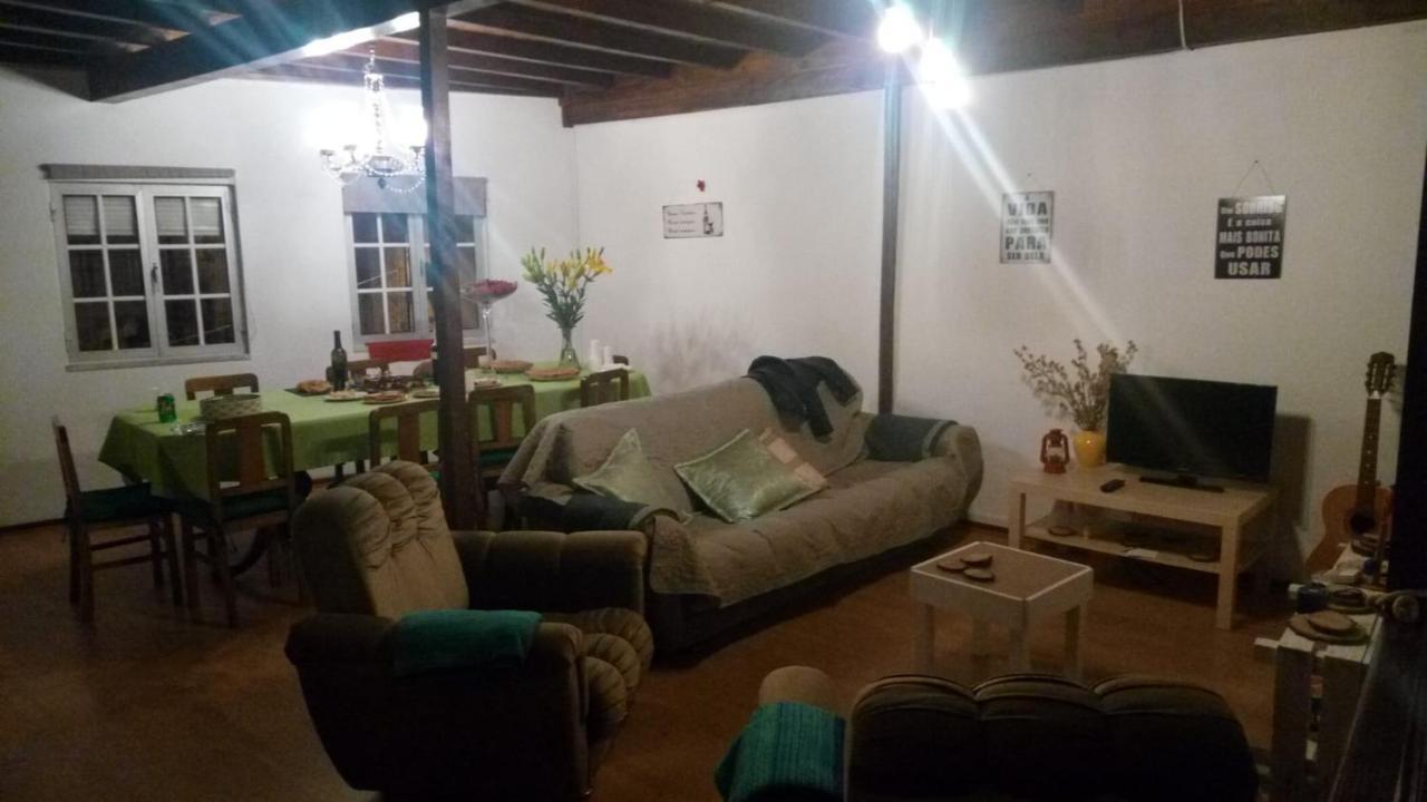 Casa Largo Da Praca Villa Alcongosta Bagian luar foto