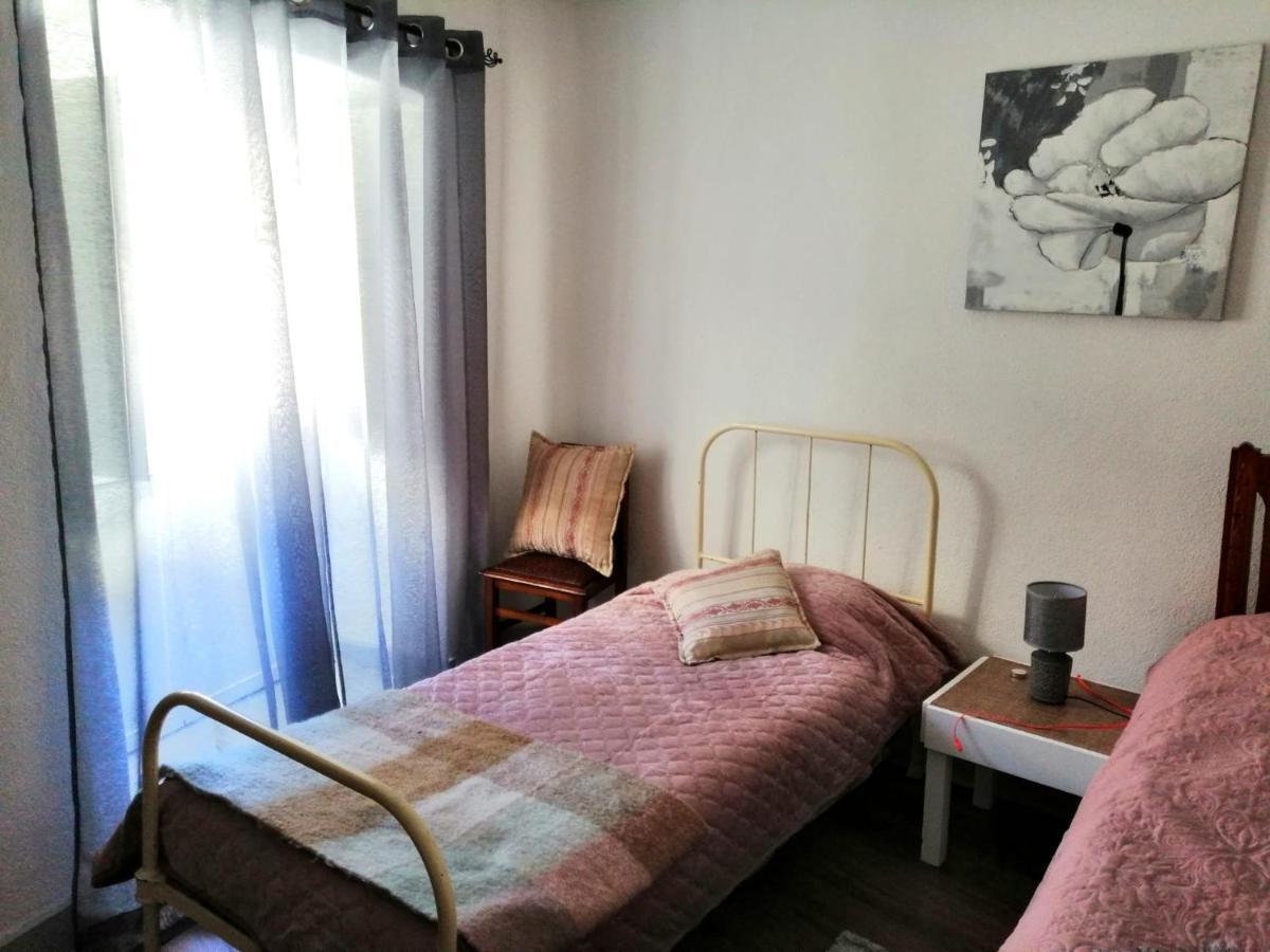 Casa Largo Da Praca Villa Alcongosta Bagian luar foto