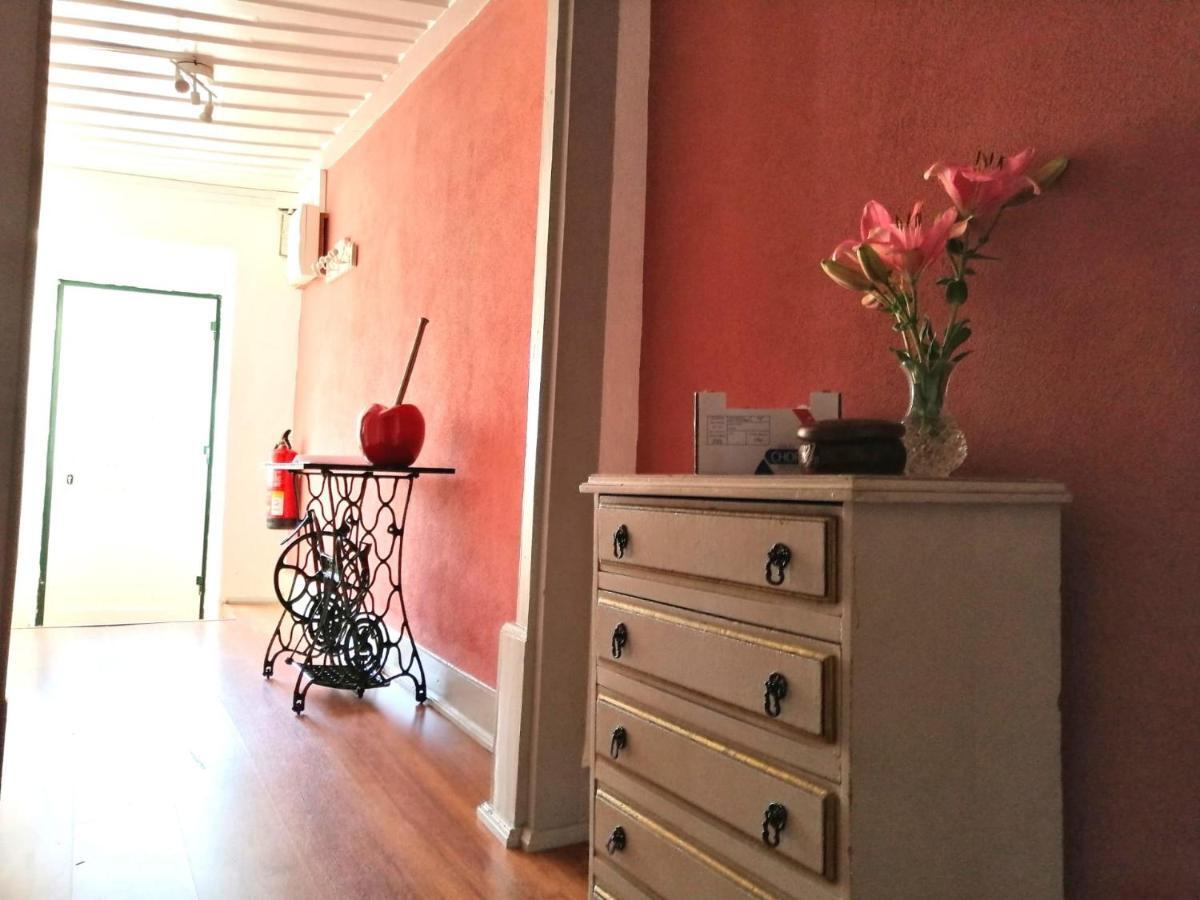 Casa Largo Da Praca Villa Alcongosta Bagian luar foto