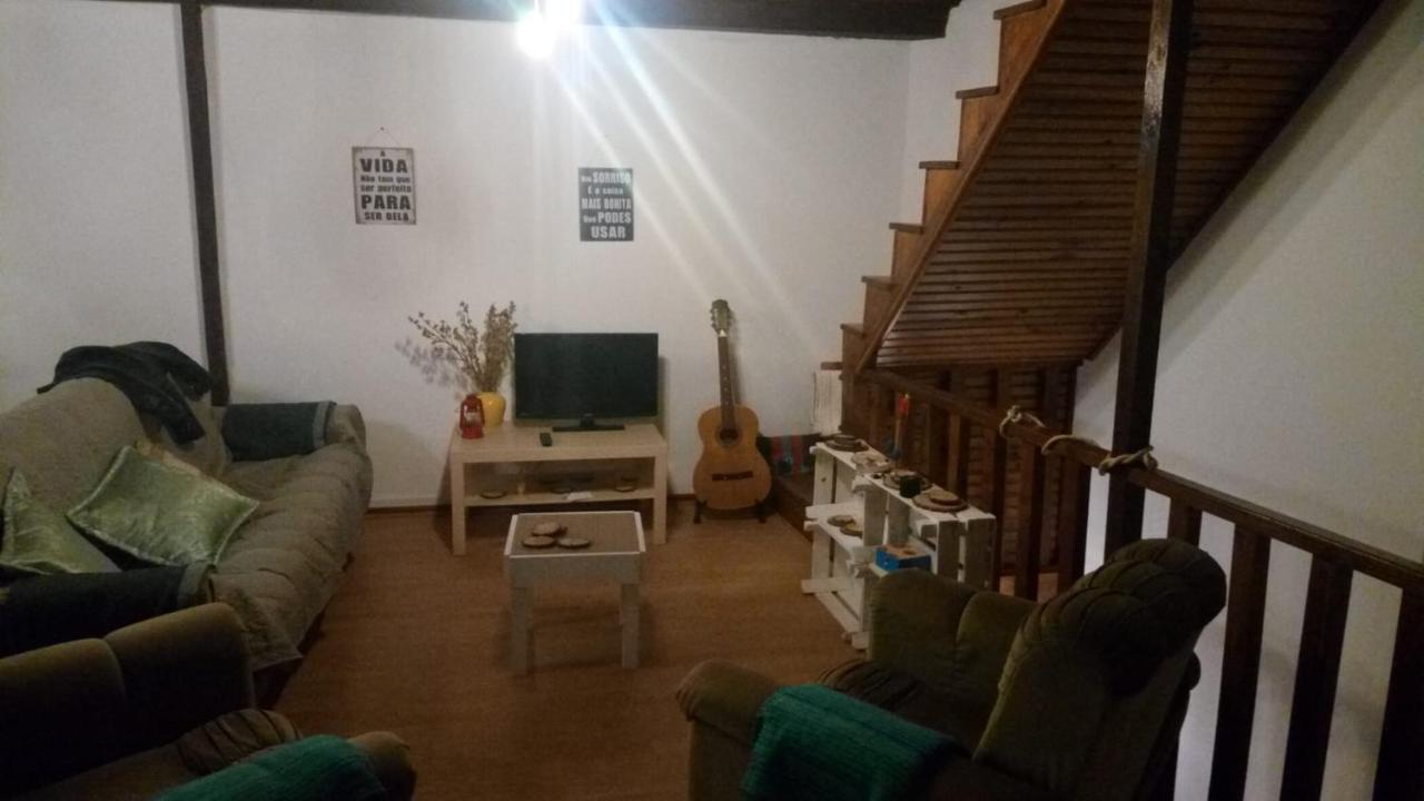 Casa Largo Da Praca Villa Alcongosta Bagian luar foto