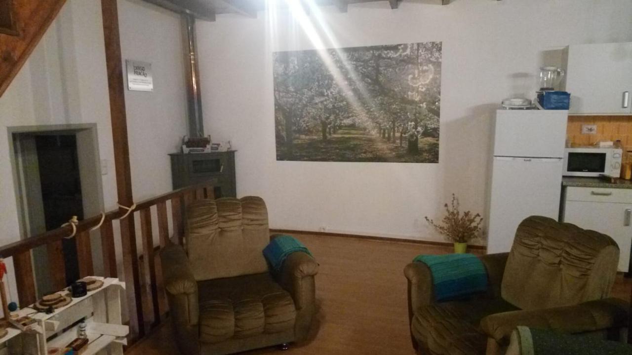 Casa Largo Da Praca Villa Alcongosta Bagian luar foto